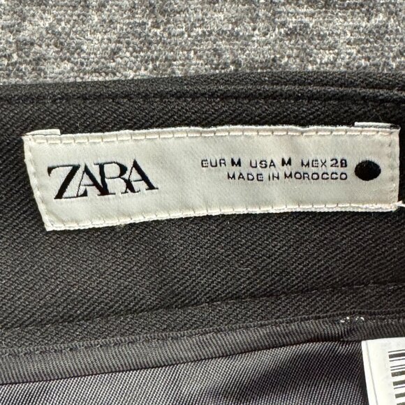 Zara Women's Black Pleated Dress Shorts - Size Medium - NWT - Picture 7 of 11